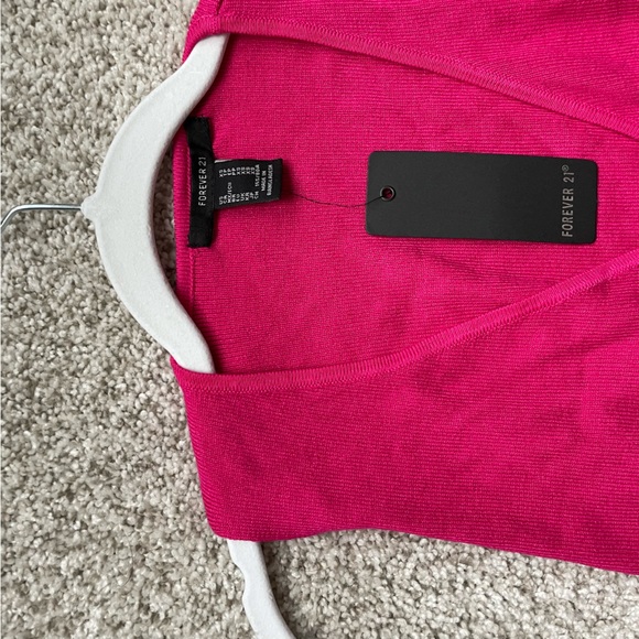 NWT Forever21 Hot Pink Crop Knit Top - Picture 3 of 3